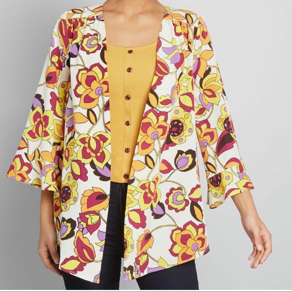NWT ModCloth Floral Kimono